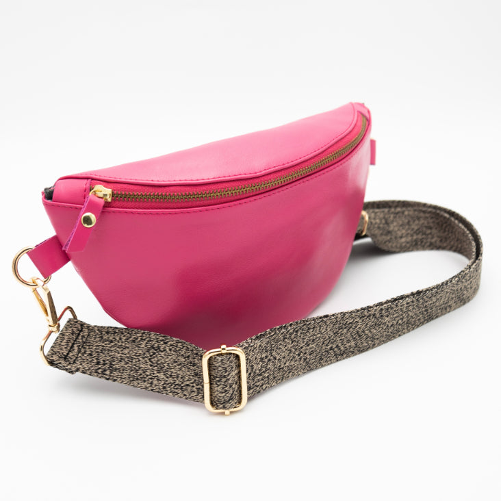 Pink leather fanny online pack